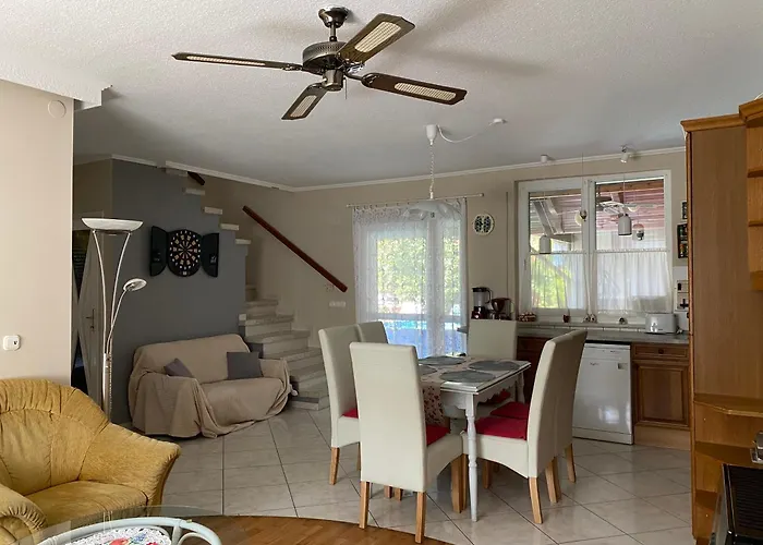 Sueti Nyaralo Balatonmáriafürdő